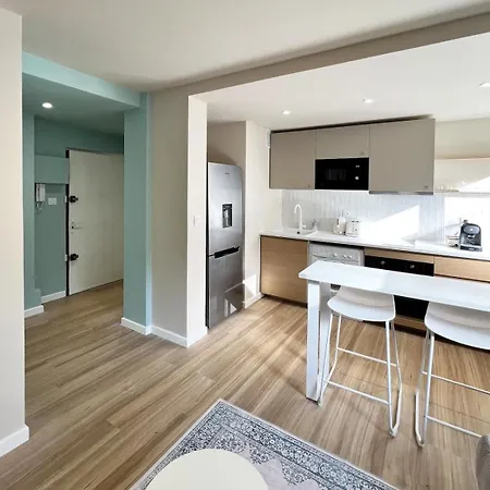 Appartement T2 Renove, Quartier Compans